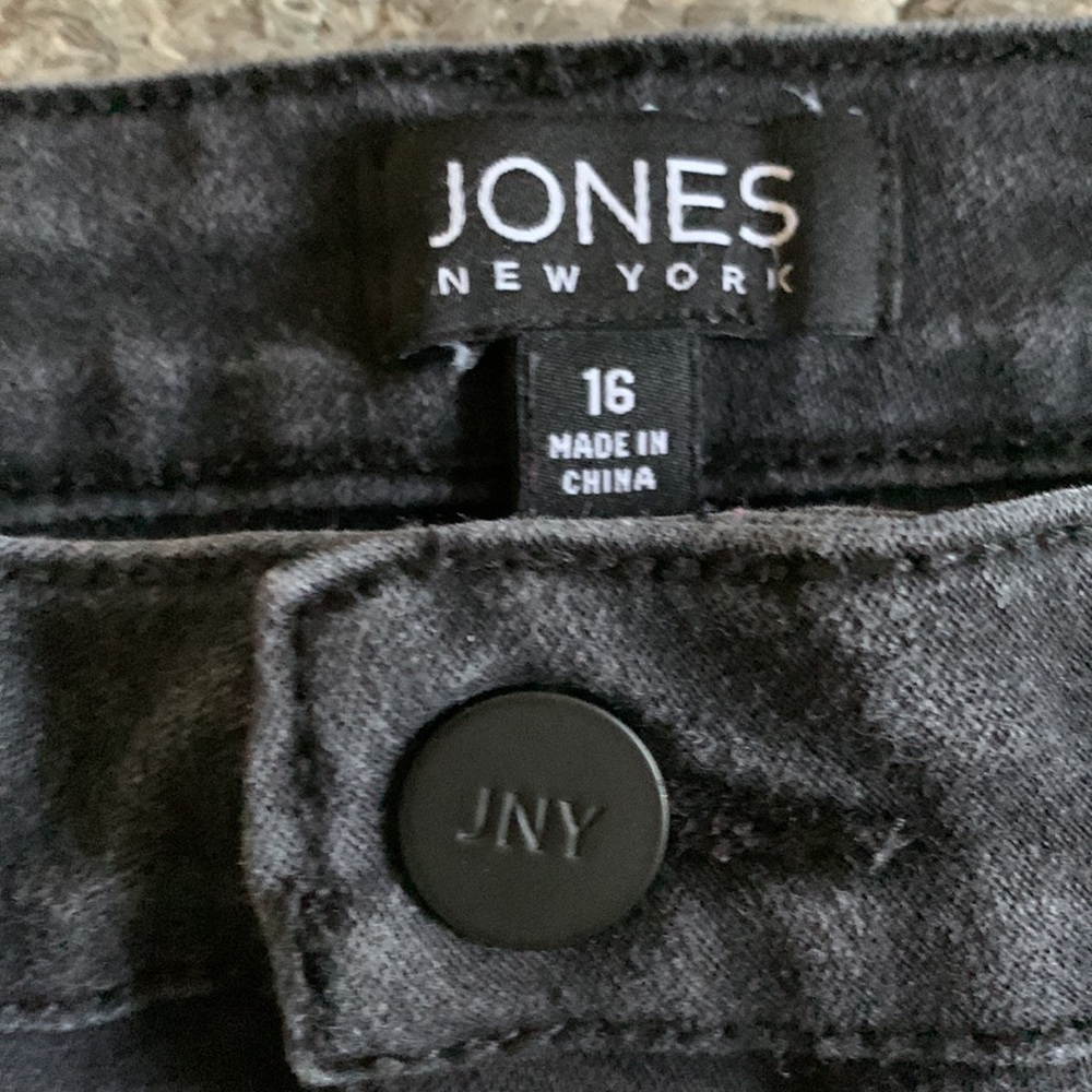 Jones New York Essex Skinny Jeans - Picture 2 of 5